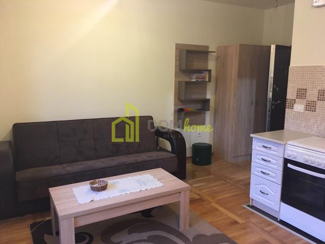 Namjestena garsonjera 27m2, Family kvart