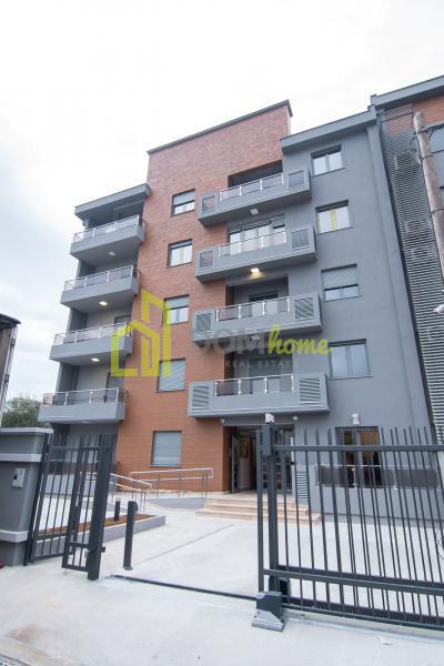 Lux namjestena garsonjera,25m2,kod Trgovinske skole