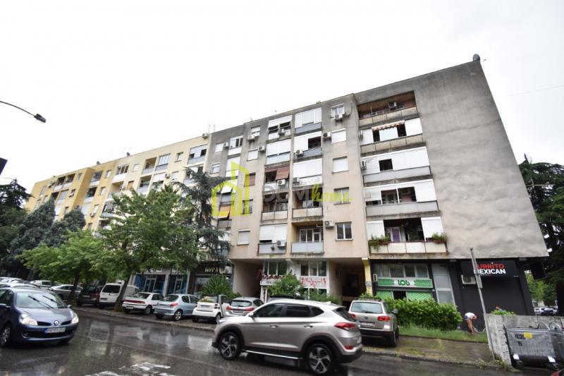 Za izdavanje jednosoban stan 43m2, Preko Morače