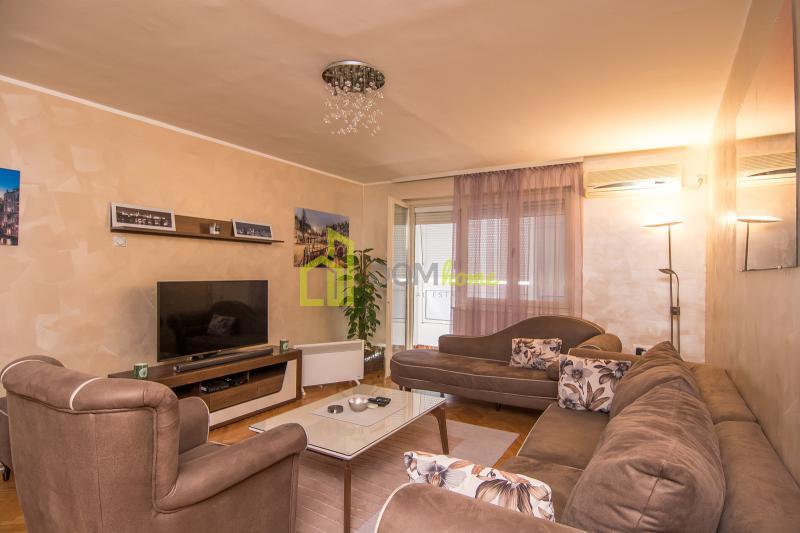 Za izdavanje dvosoban stan 72m2, Lepa Kata