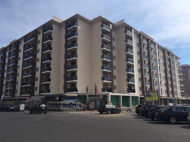 Dvosoban nenamjesten stan 69m2, City kvart