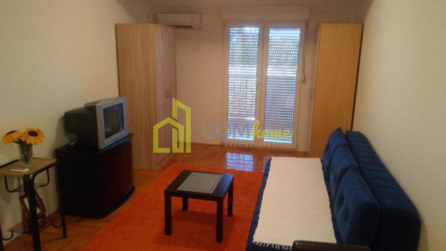 Namjestena garsonjera 34m2, City kvart