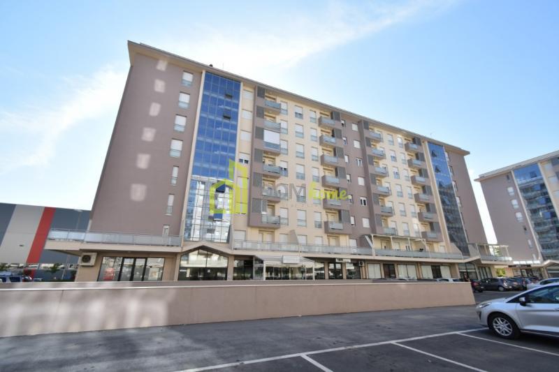 Dvosoban stan 64m2, City kvart