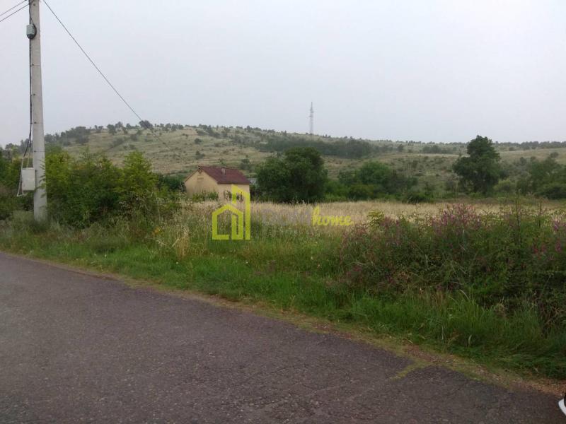 Za prodaju plac 4000m2, Donja Gorica