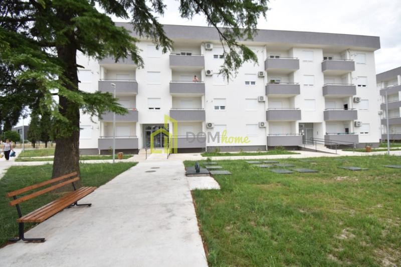 Za izdavanje jednosoban polunamješten stan 50m2, Donja Gorica