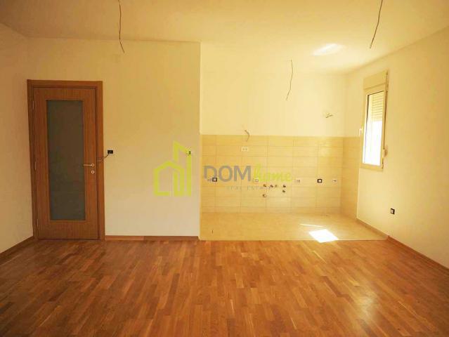 Dvosoban,70m2 stan,Blok IX