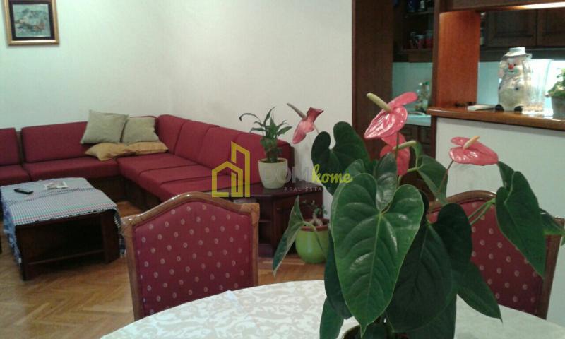 Za izdavanje dvosoban stan 78m2, Preko Morače