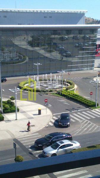 Garsonjera,namjestena,30m2 + 15m2 terase,City Kvart