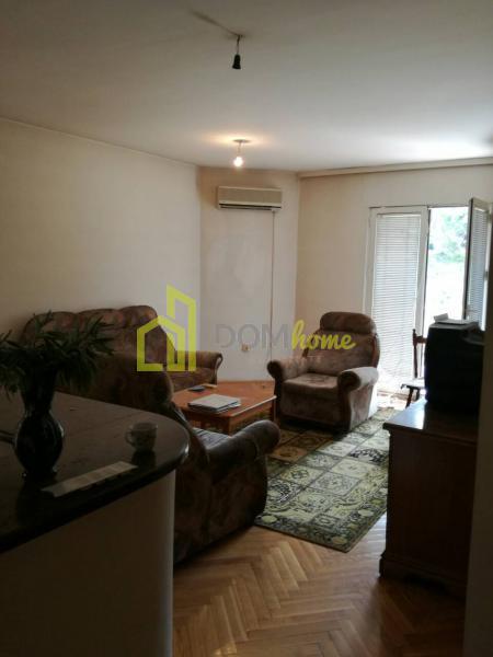 Dvosoban stan,70m2,preko puta City Hotela