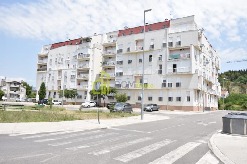 Za prodaju dvosoban stan 92m2, na Zabjelu