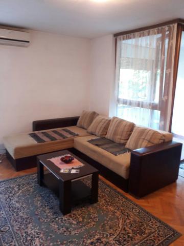 Jednosoban namjestena stan 56m2, Blok 5