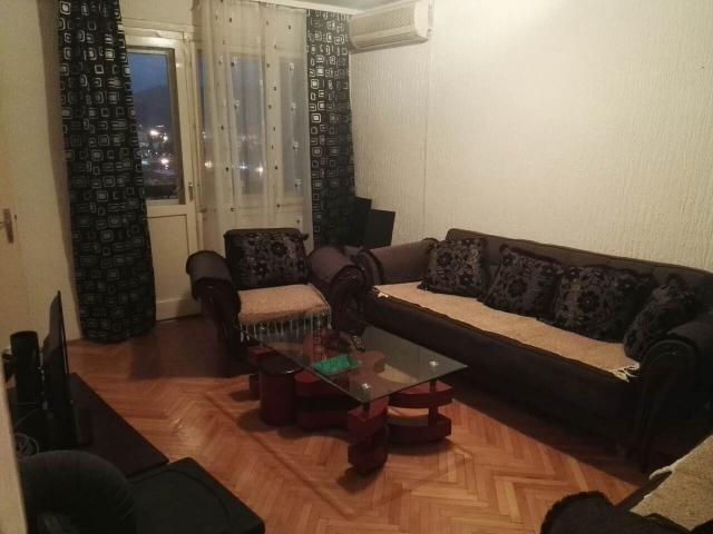 Trosoban namjesten stan 82m2, Tuski put