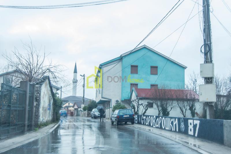 Dvosoban, nenamješten stan, 70m2, Stara Varoš