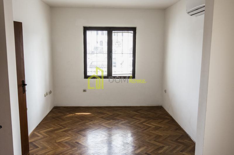 Za izdavanje jednosoban stan 62m2, Drač