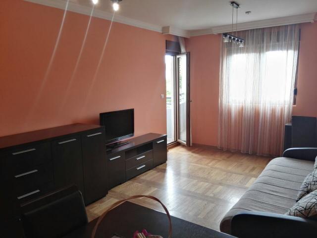 Jednosoban namjesten stan 47m2, Stari Aerodrom