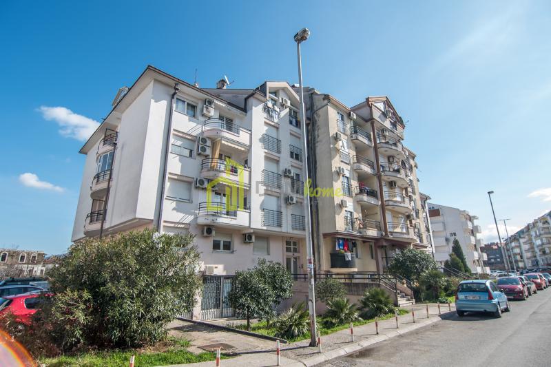 Za izdavanje jednosoban namješten stan 40m2, Ljubović