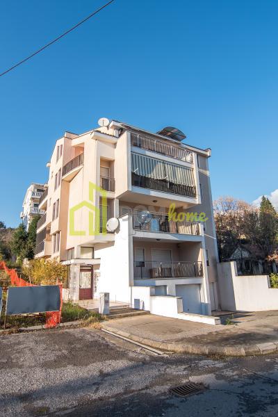 Lux trosoban stan 158m2,ispod Gorice