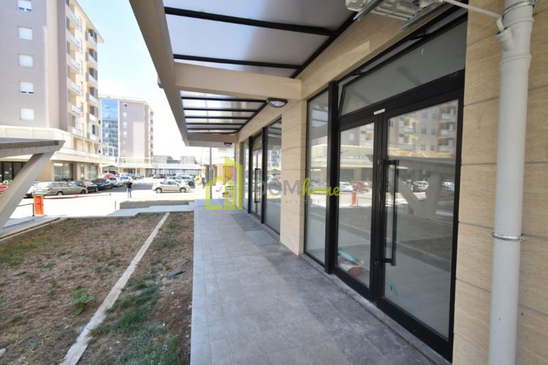 Za izdavanje poslovni prostor 20m2, City kvart