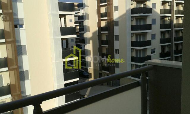 Jednosoban nenamjesten stan 47m2, City kvart