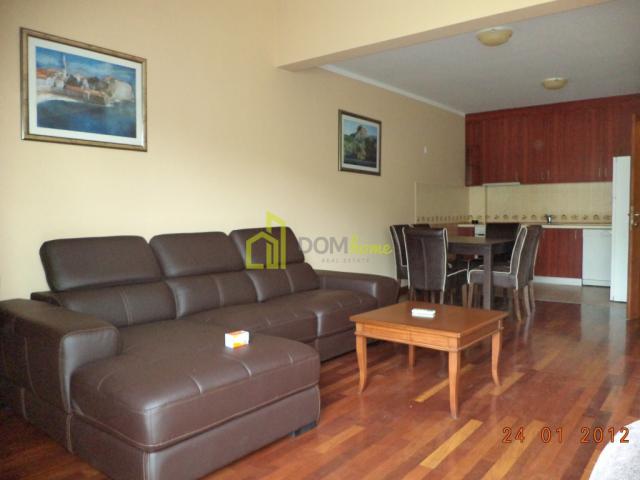 Dvosoban stan 95m2, Gorica C