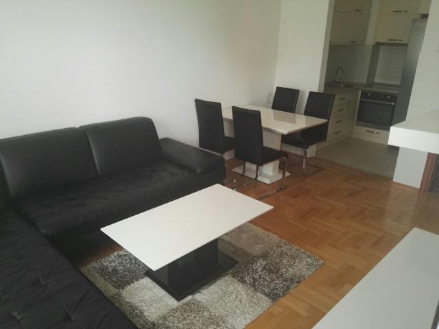 Jednosoban namjesten stan 47m2 na Tuskom putu