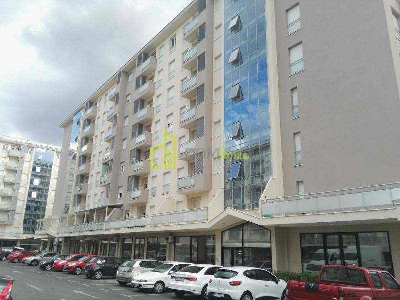 Poslovan prostor,32m2,City Kvart