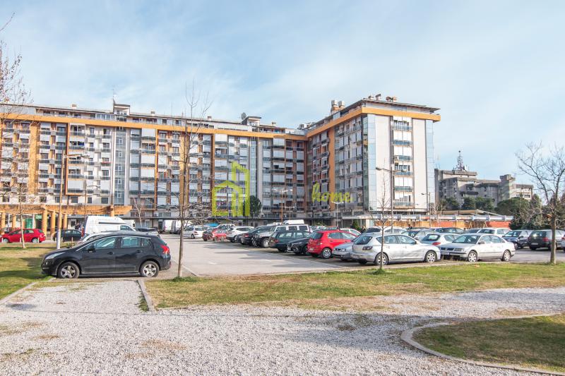 Namjestena garsonjera,30m2,Bulevar Dzordza Vasingtona