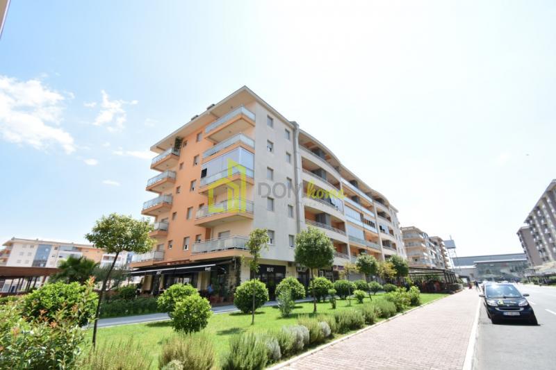 Za izdavanje poslovni prostor 102m2, City kvart