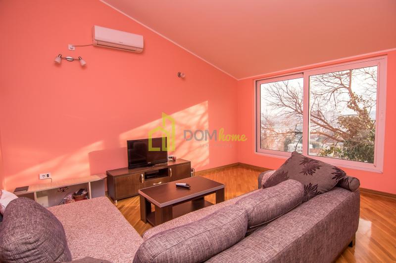 Dvosoban stan, 75m2, Momišići