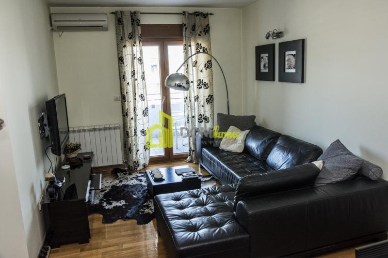 Dvosoban,LUX 66m2,namjesten stan,Zgrada Maxim