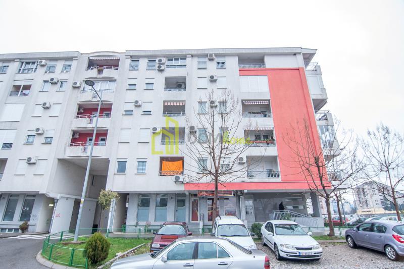 Jednosoban namjesten stan, 33m2, Blok 9