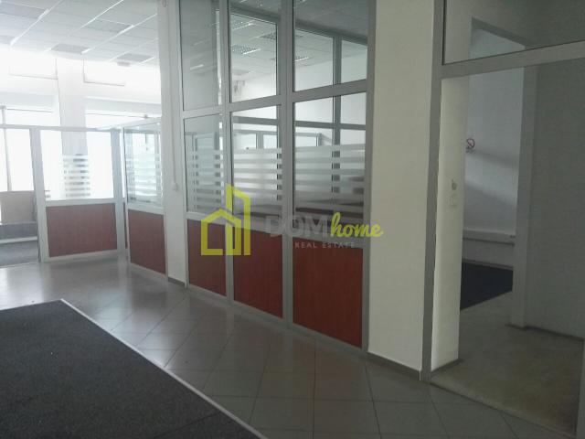 Poslovni prostor 215m2 Preko Morace