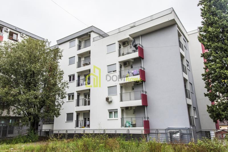 Dvosoban,namjesten stan 65m2,kod Autobuske