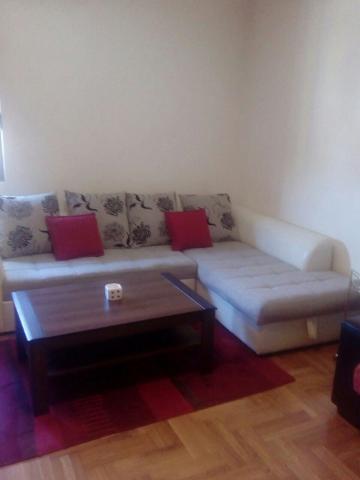 Namjestena garsonjera 25m2, Stari Aerodrom