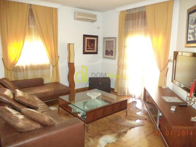 Jednoiposoban stan 65m2, iza Mase