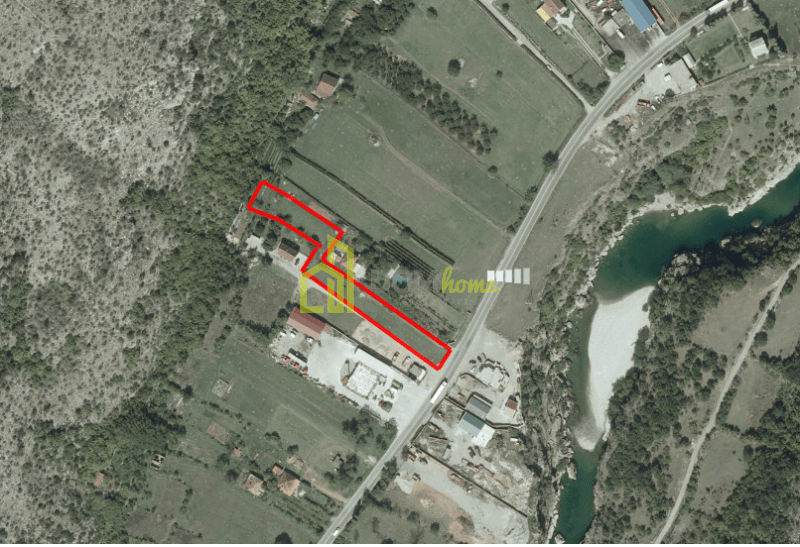 Plac 2200m2, Donje Mrke