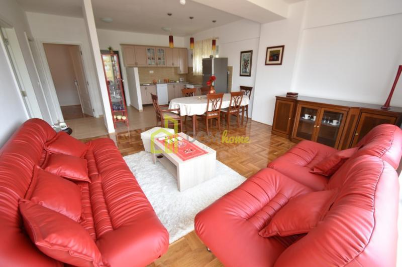 Za izdavanje trosoban stan 84m2, Drač