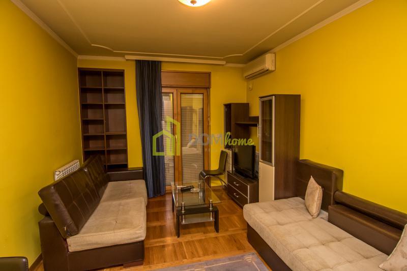 Za izdavanje jednosoban namjesten stan 54m2, Preko Morace