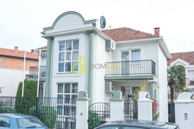 Kuca 240m2, Gorica C