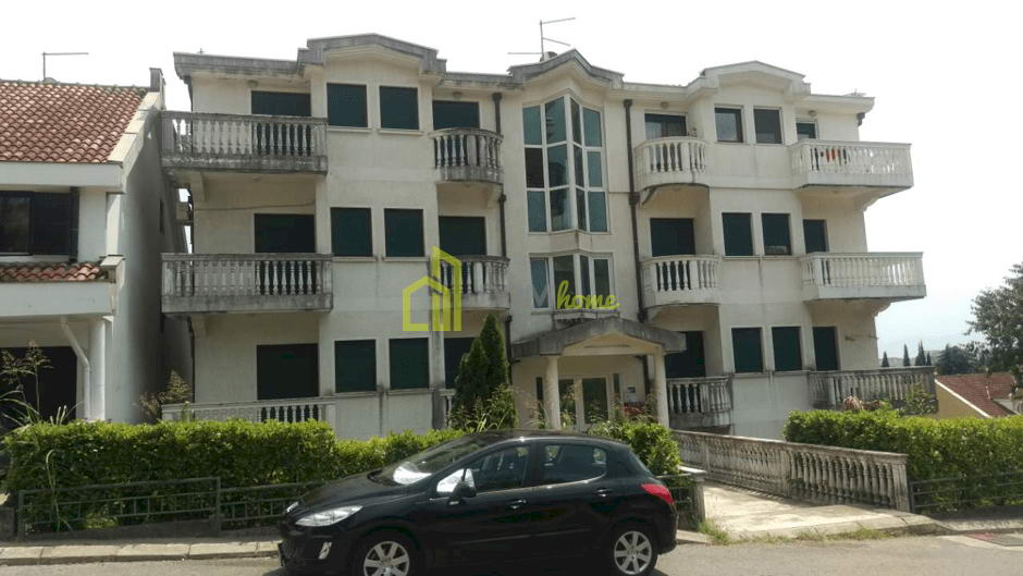 Trosoban stan 124m2, Gorica C