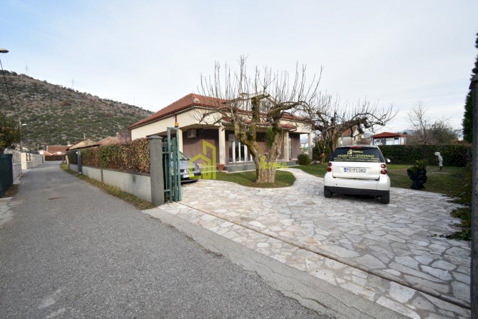 Kuća 191m2, Tološi