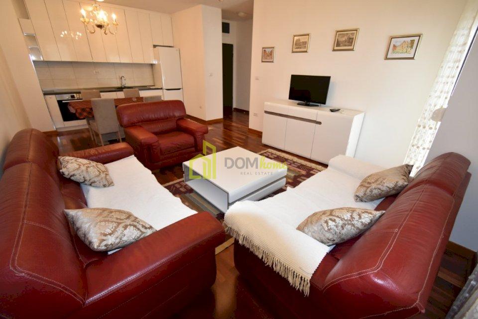 Dvosoban stan 64m2, City kvart