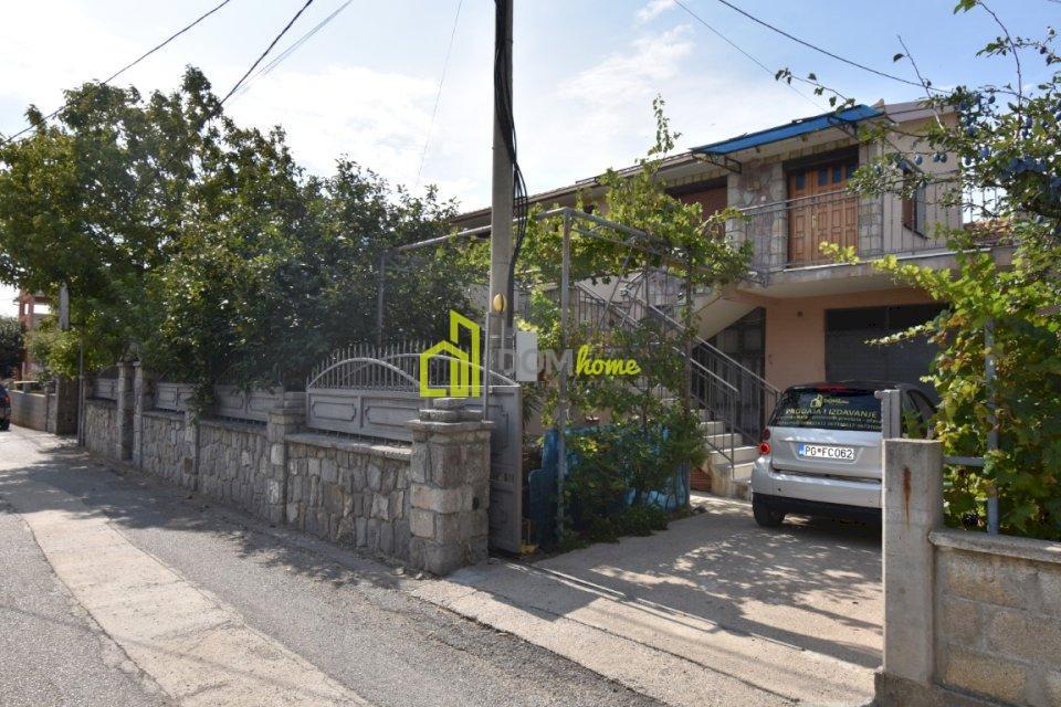 Kuća 315m2, Zlatica