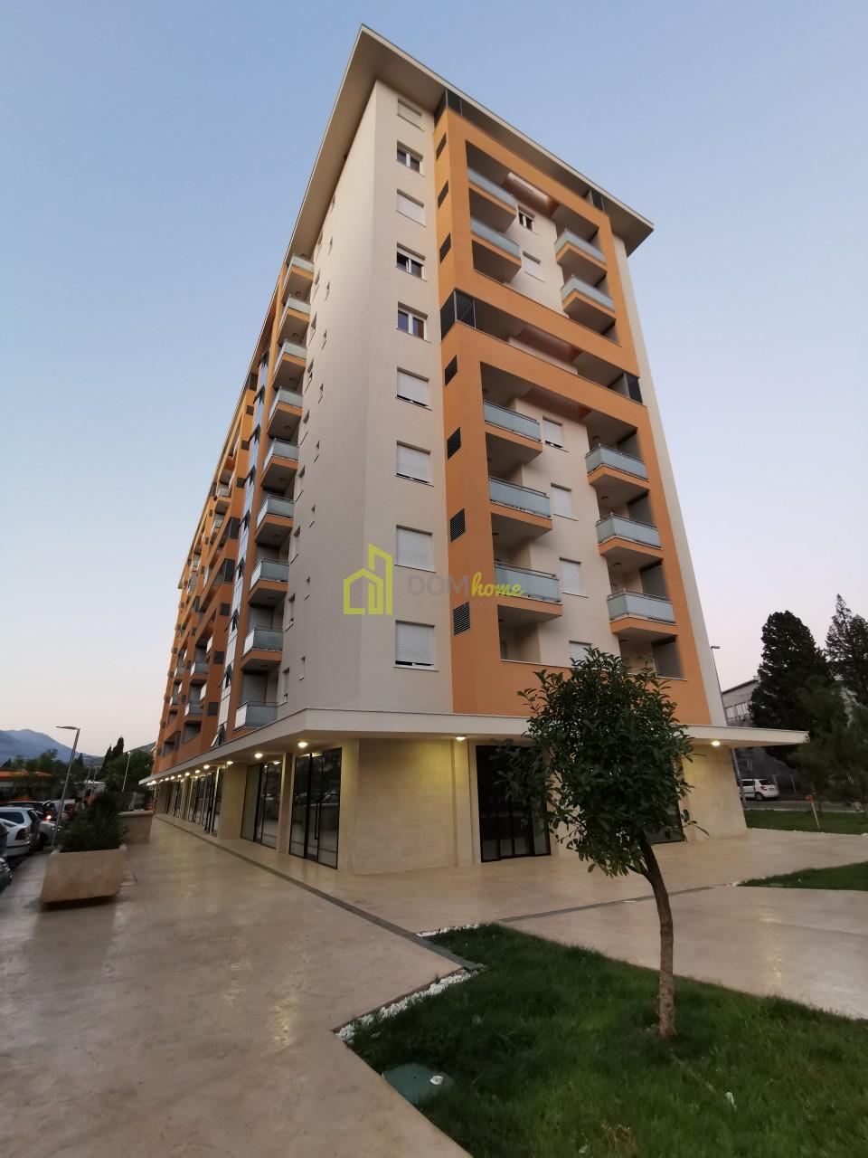 Garsonjera 27m2, Zagorič - City kej