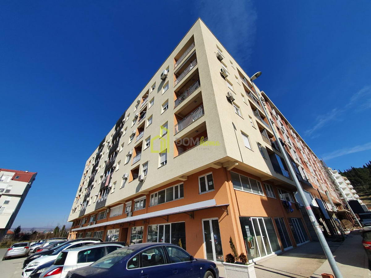 Poslovni prostor 358m2, ispod Ljubovića