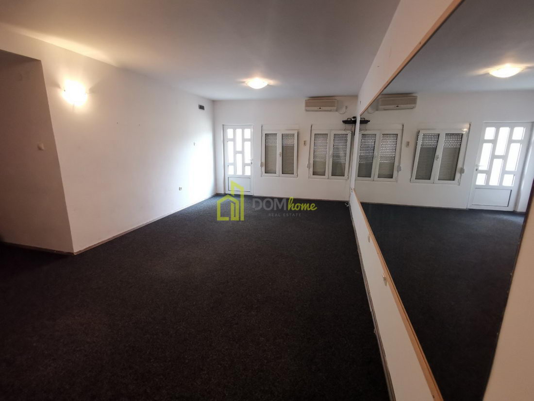 Poslovni prostor 38m2, Centar