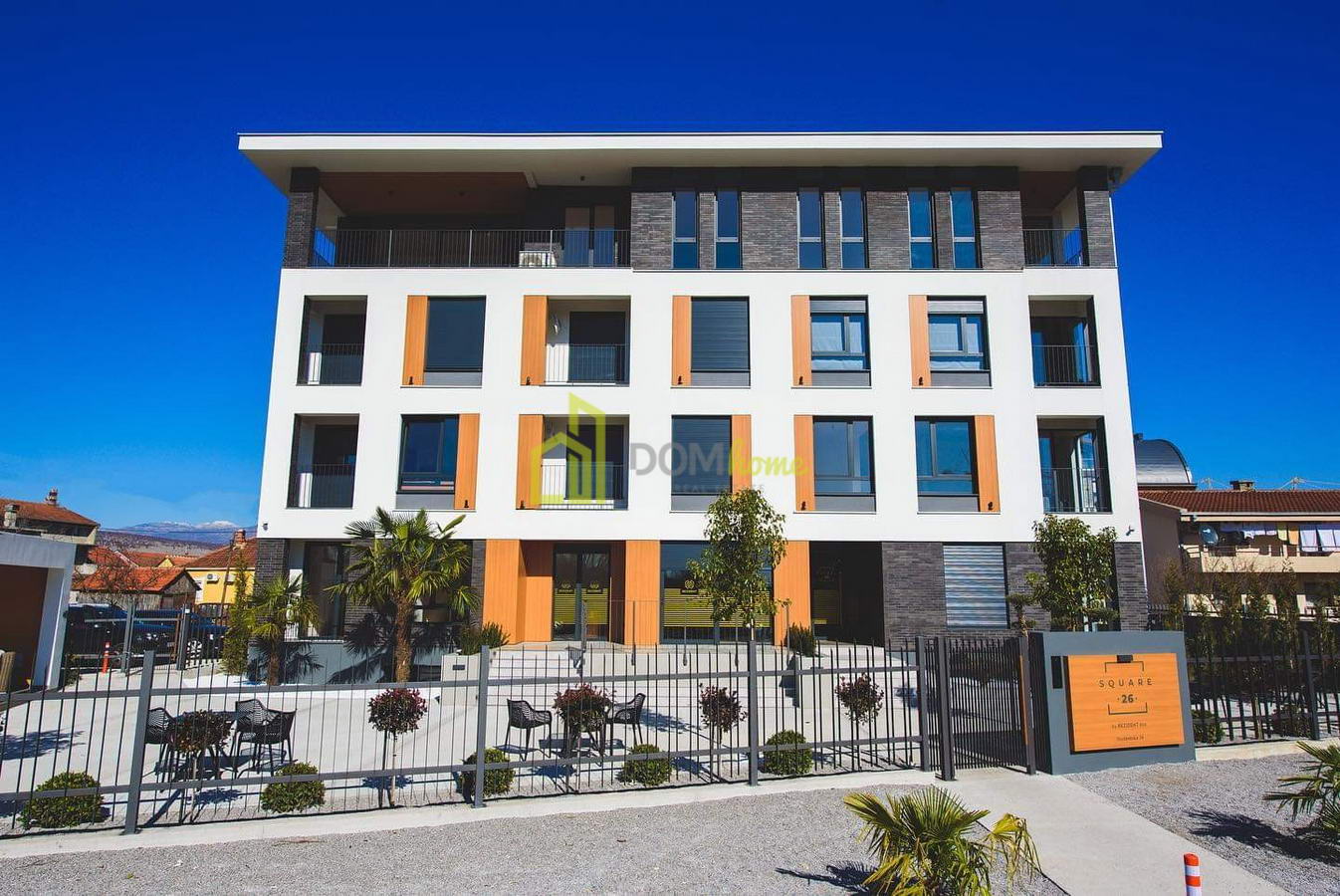 Poslovni prostor 55m2 +23m2 terase, City kvart