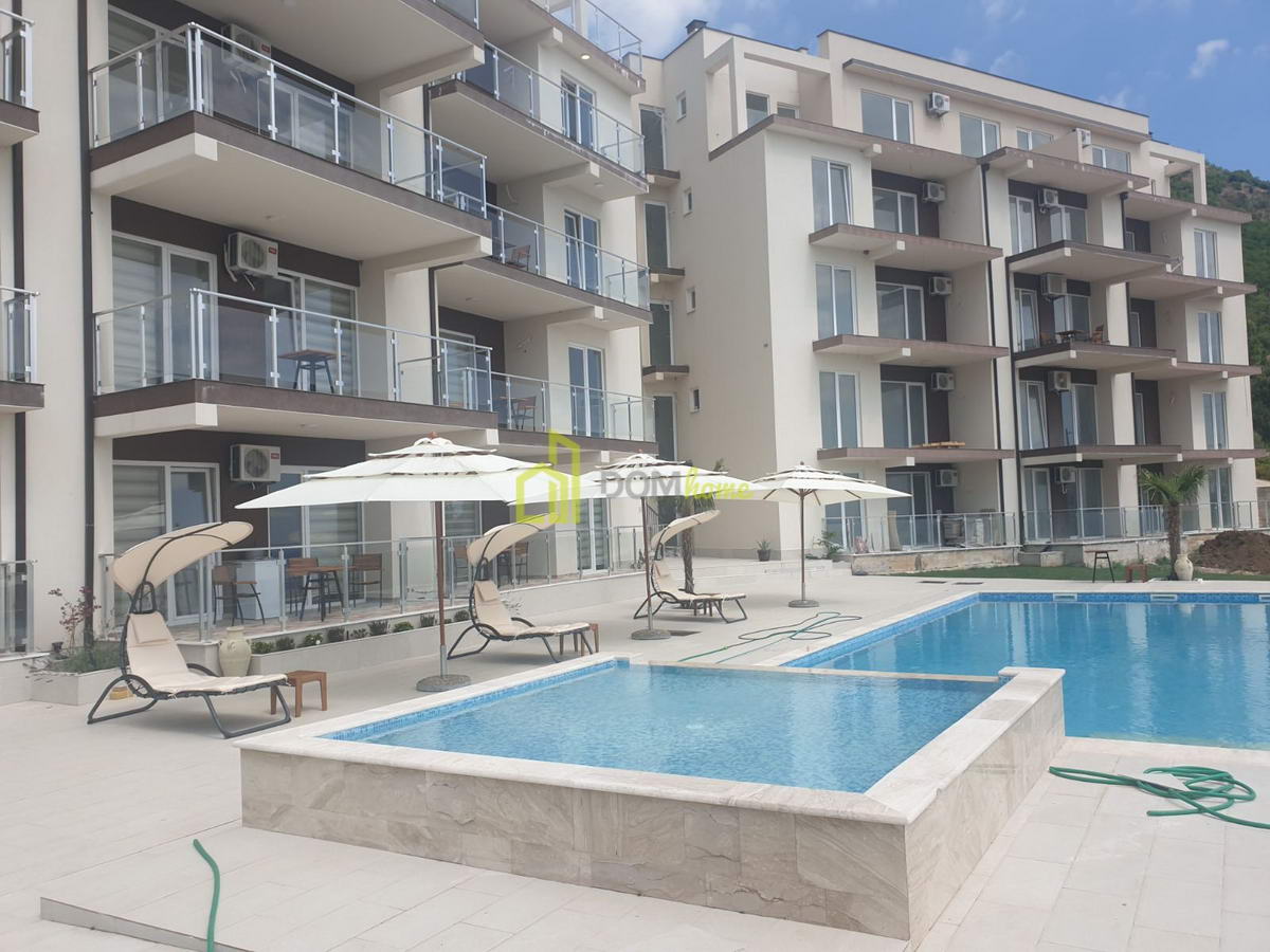 Dvosoban stan 102m2, Budva