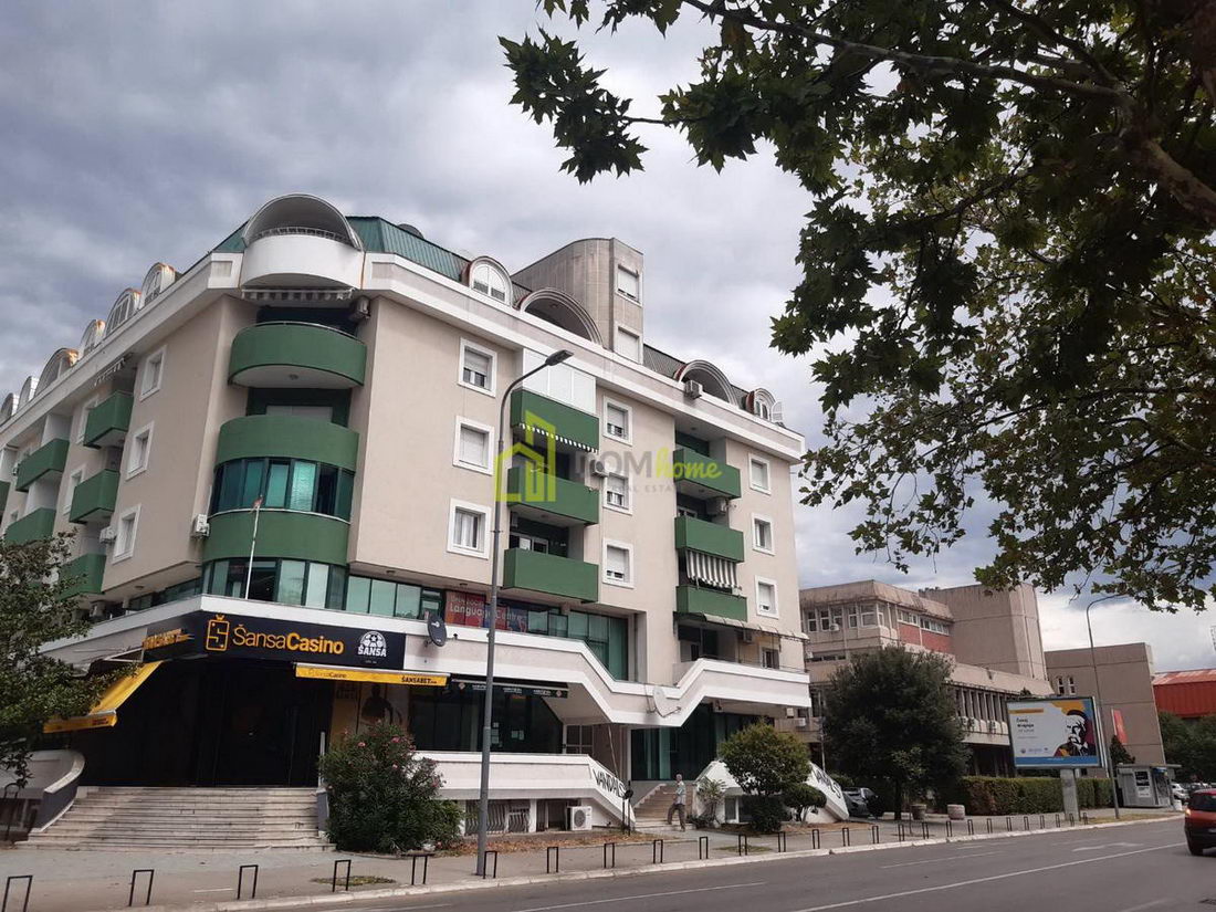 Trosoban stan 112m2, Preko Morače