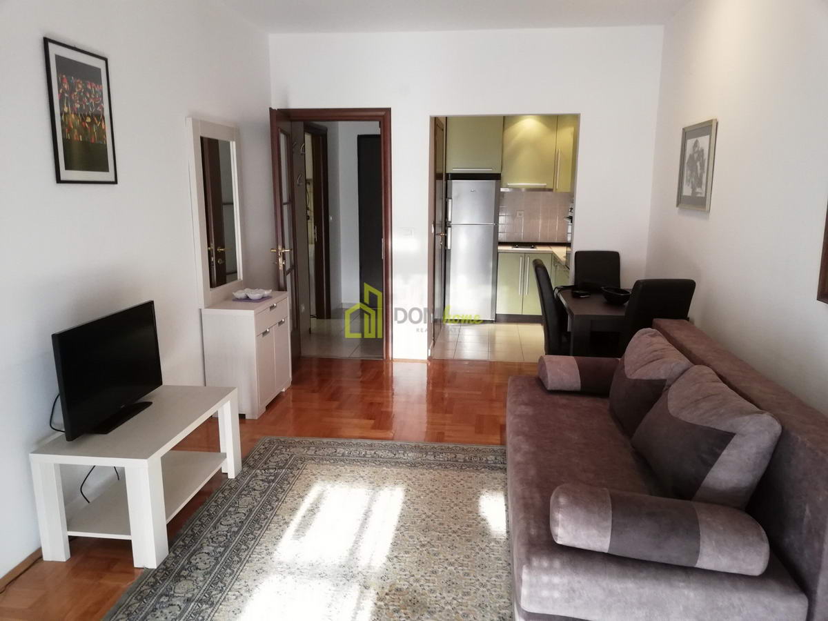 Garsonjera 34m2, City kvart